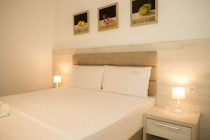 Room 21 of 75