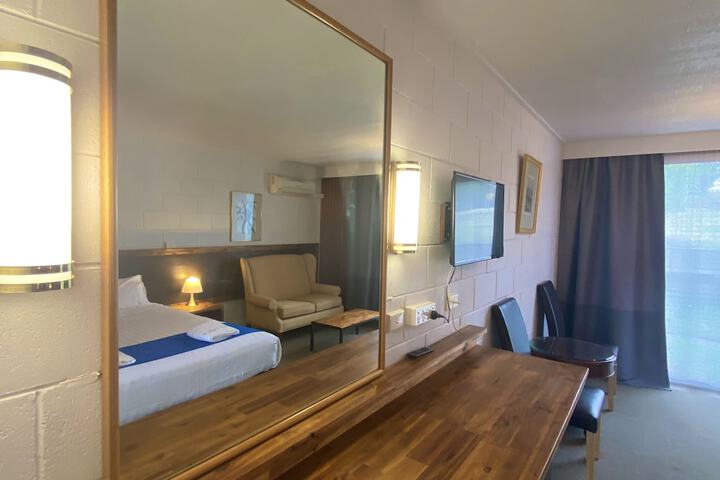 Room 8 of 58