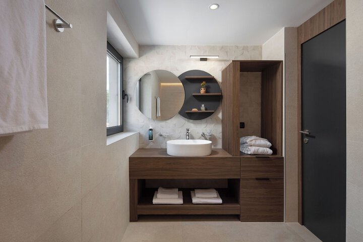 Room 29 of 42
