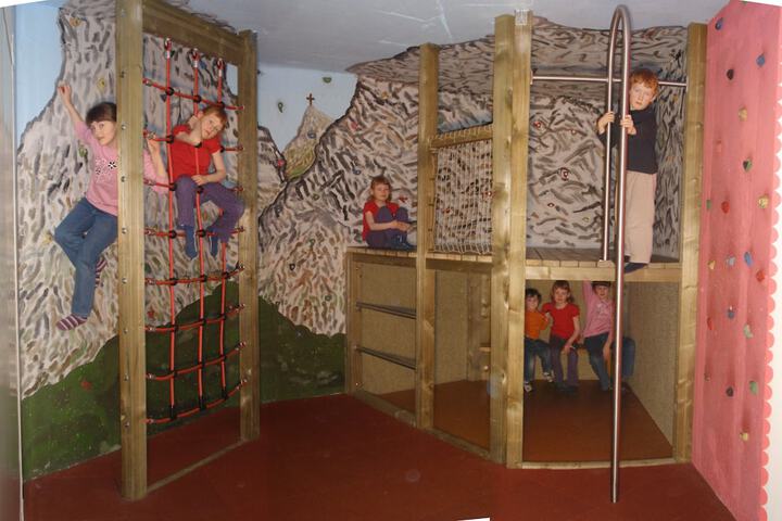 Childrens Activities 43 of 59