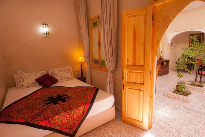 Room 3 of 68