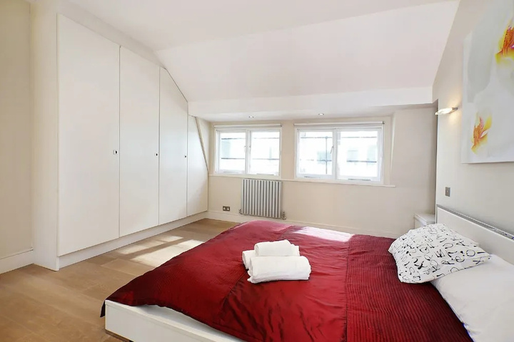 Photo of Trafalgar Square - Piccadilly Circus Apt