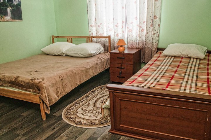 Room 4 of 62
