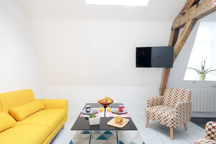 Room 5 of 26