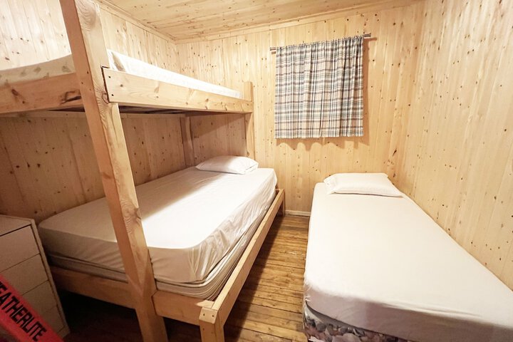 Room 30 of 68