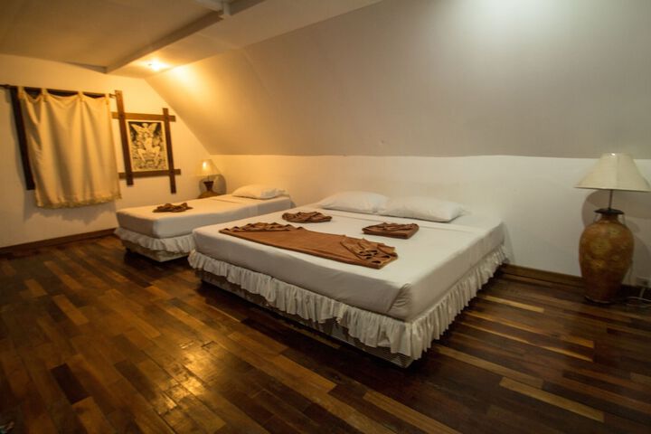 Room 25 of 63