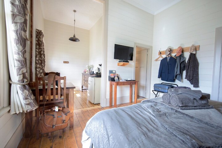 Room 10 of 39