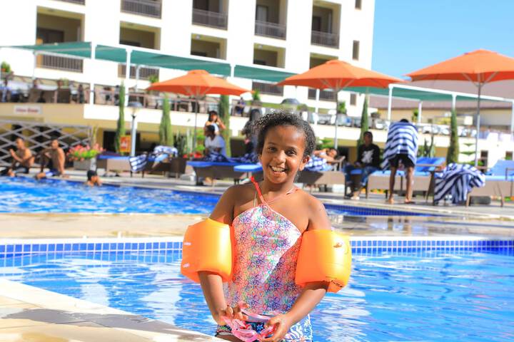 Pool 23 of 53