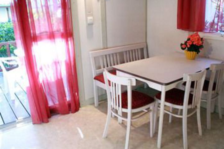 Room 46 of 60