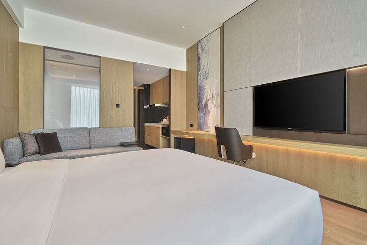 Room 34 of 55