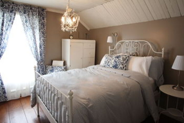 Room 16 of 25