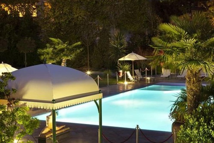 Pool 62 of 112