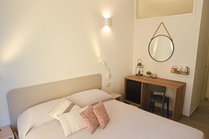 Room 3 of 13