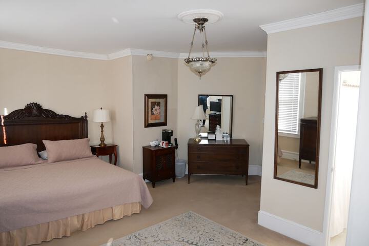 Room 34 of 58