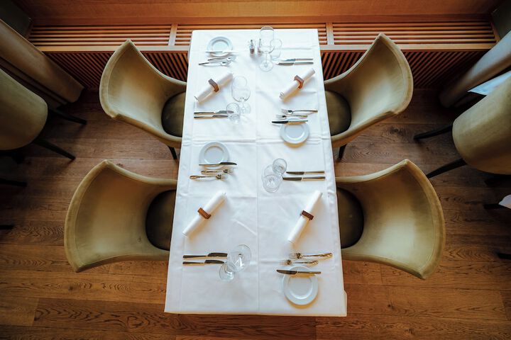 Dining 59 of 98