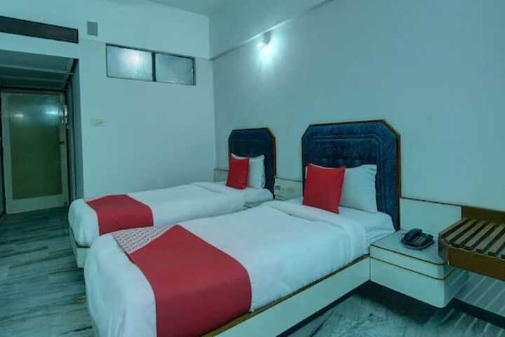 Room 20 of 38