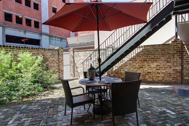 Hotel Exterior 17 of 21