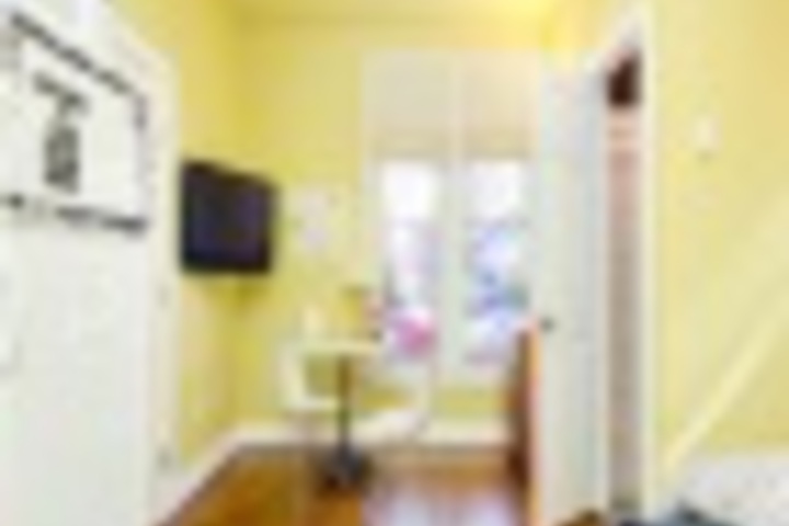 Room 303 of 671