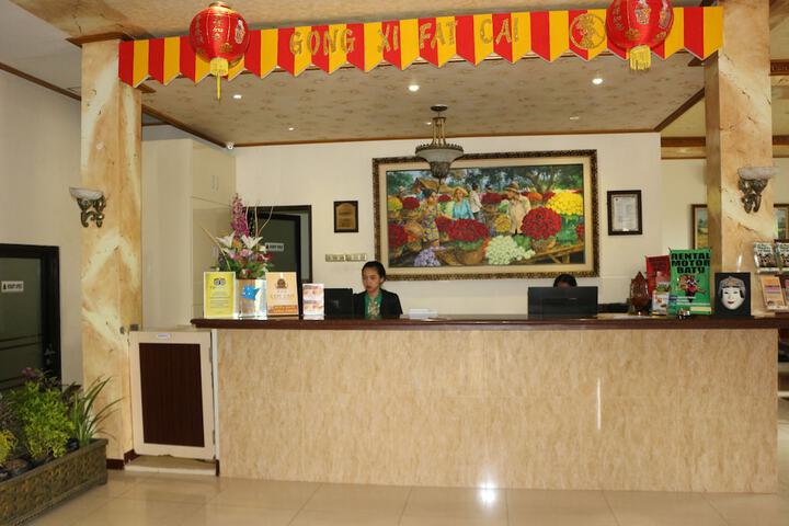 Hotel Interior 4 of 108