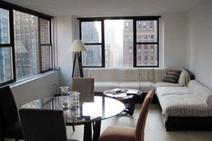 Photo of Luxury 57th Hotel