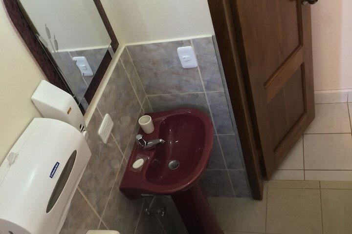 Room 26 of 49
