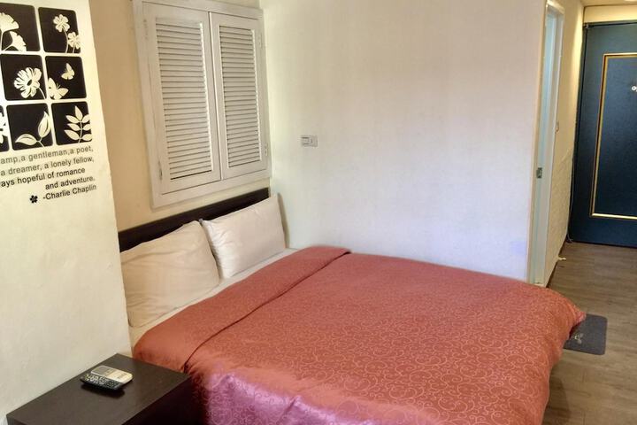 Room 19 of 35