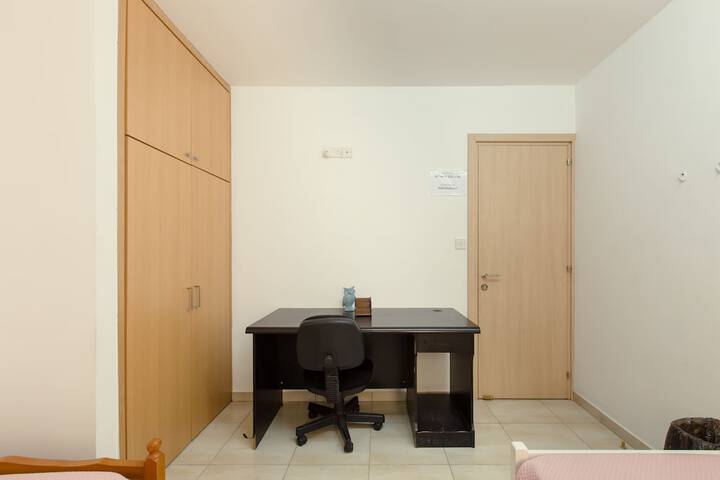 Room 54 of 63