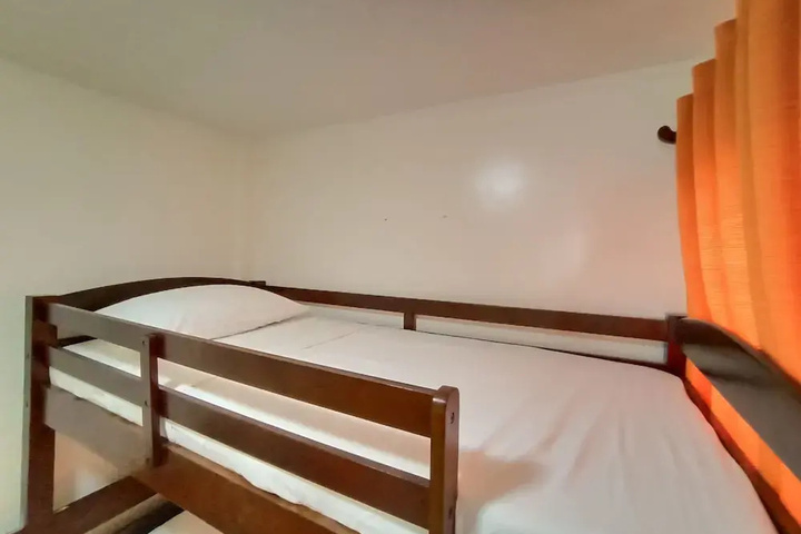 Room 3 of 19