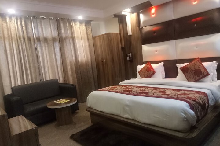 Room 21 of 61