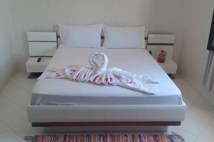 Room 5 of 26