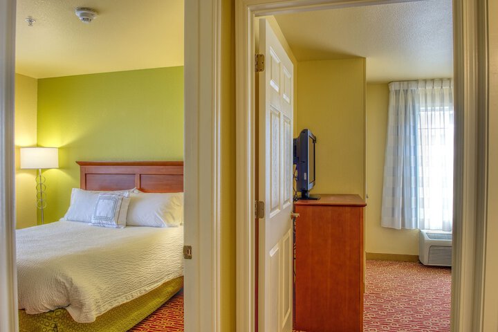Room 8 of 53