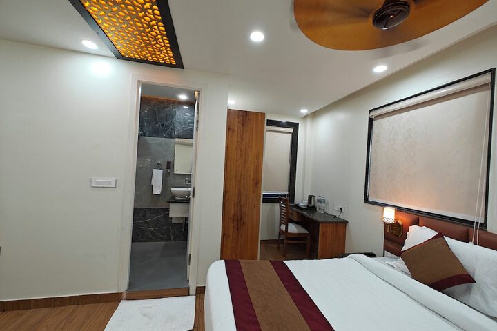 Room 15 of 70