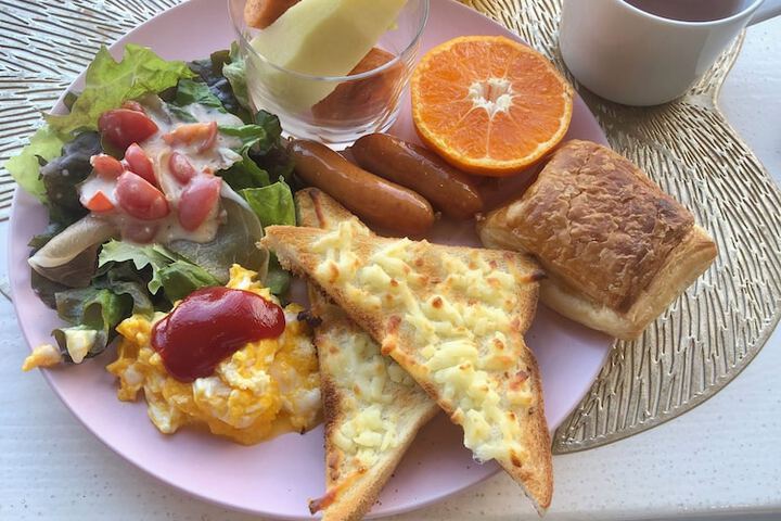 Breakfast/Coffee Service 31 of 38