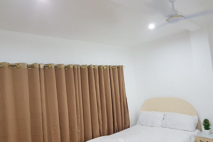 El Nido White House