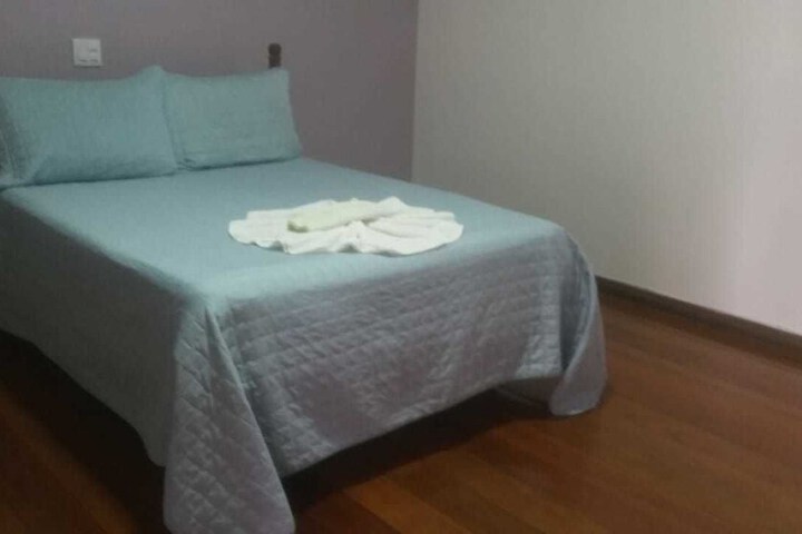 Room 6 of 24