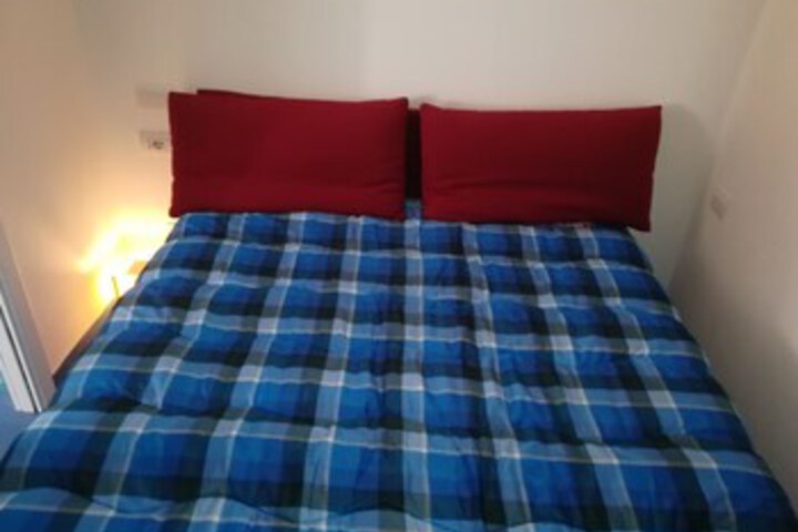 Room 25 of 60
