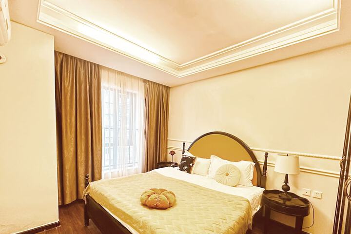 Room 17 of 81