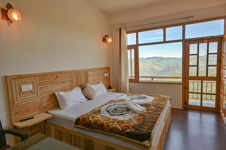 Room 6 of 21
