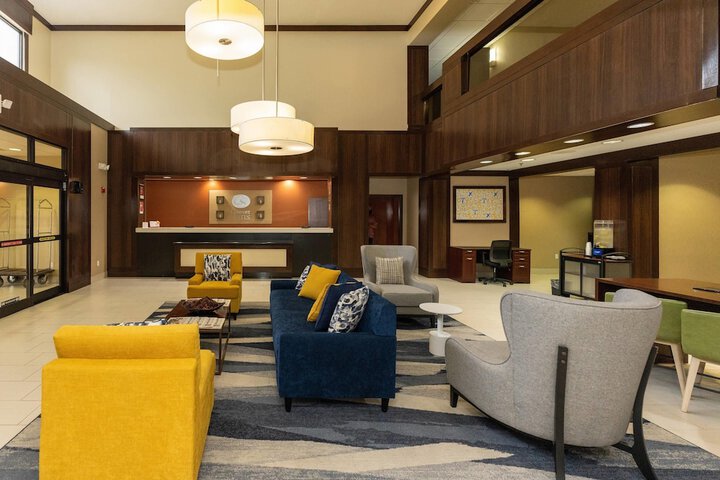 Guest Lobby