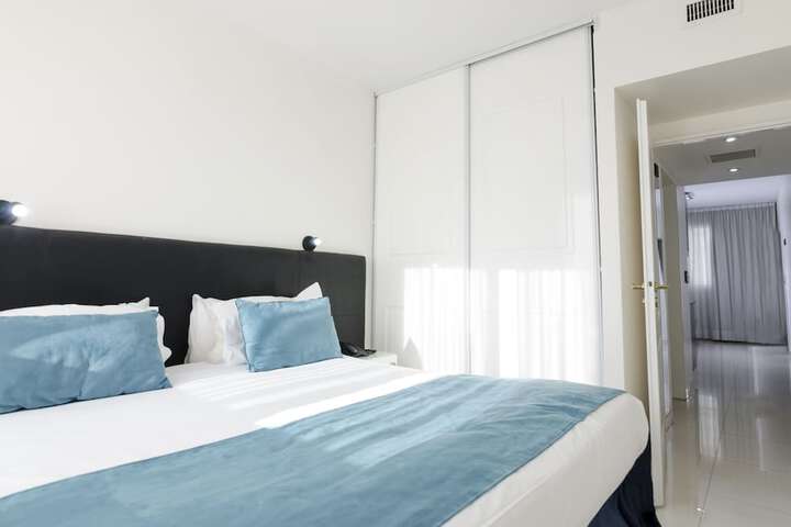 Room 6 of 55
