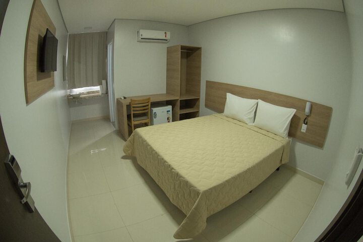 Room 11 of 29