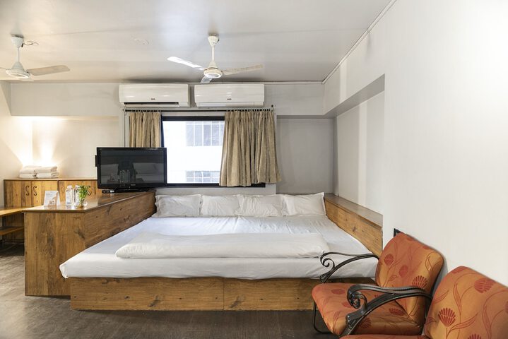 Room 30 of 64