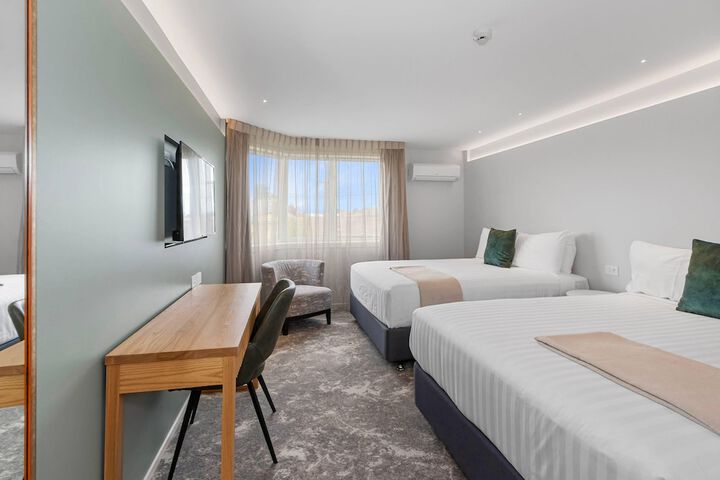 Room 48 of 114