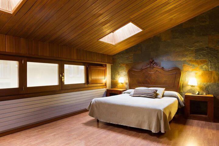 Room 4 of 59