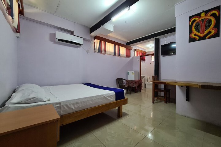 Room 4 of 42