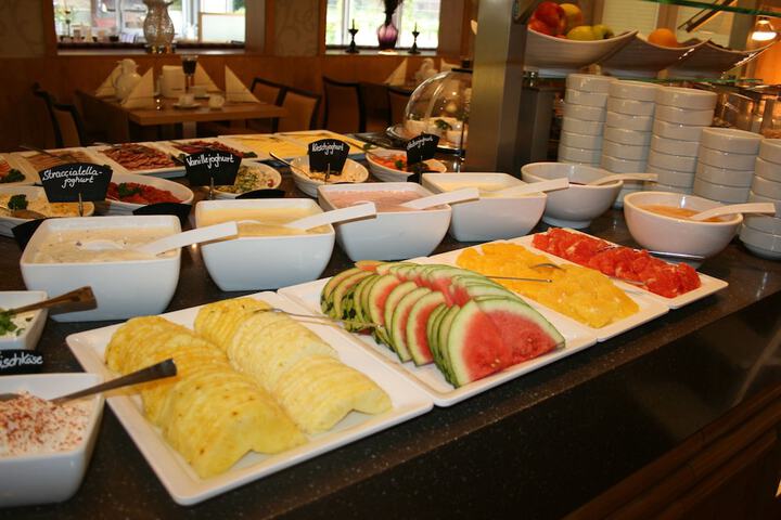 Breakfast/Coffee Service 44 of 66
