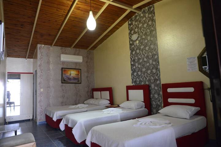 Room 8 of 71