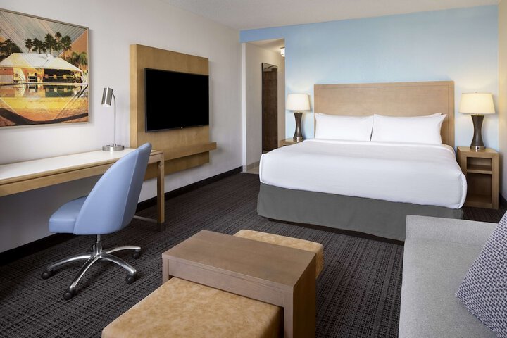 Room 21 of 71