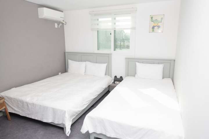 Room 21 of 55