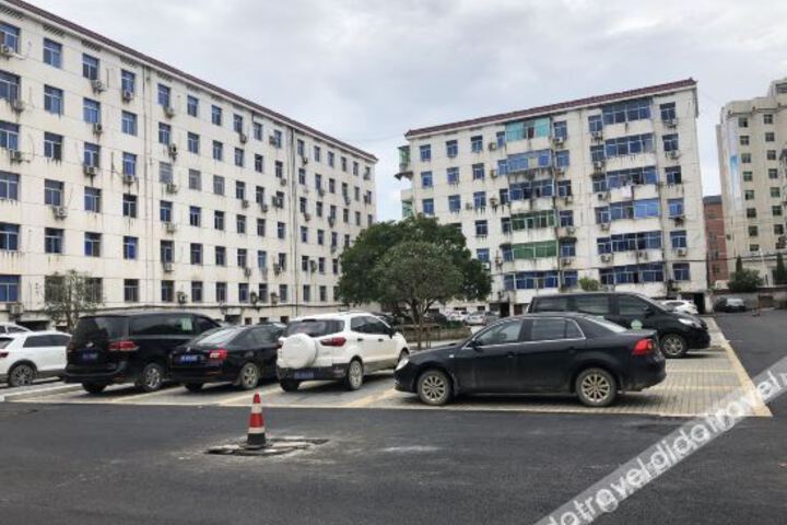 Tonggu Forestry Hotel
